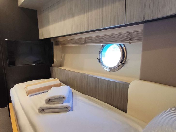 BE HAPPY Azimut 55 - Pullman BE HAPPY Azimut 55 - Pullman