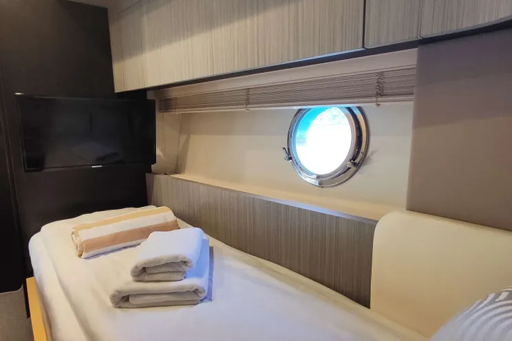 Charter Yacht BE HAPPY - Azimut 55 Fly - 3 Cabins - Kastela - Split - Dubrovnik - Hvar - Croatia