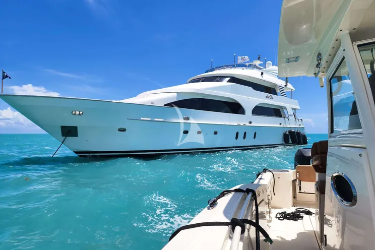 Charter Yacht SCOTT FREE - President 114 - 4 Cabins - Fort Lauderdale - Florida East Coast - Bahamas