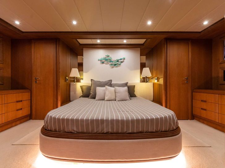 Master Cabin Master Cabin