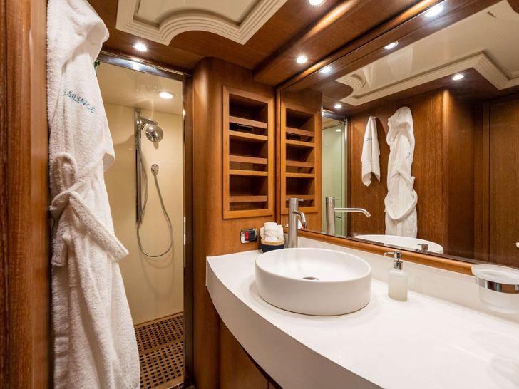 Master Cabin bathroom Master Cabin bathroom