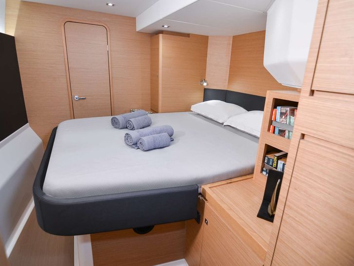 Dufour 48 MOJITO - Guest cabin