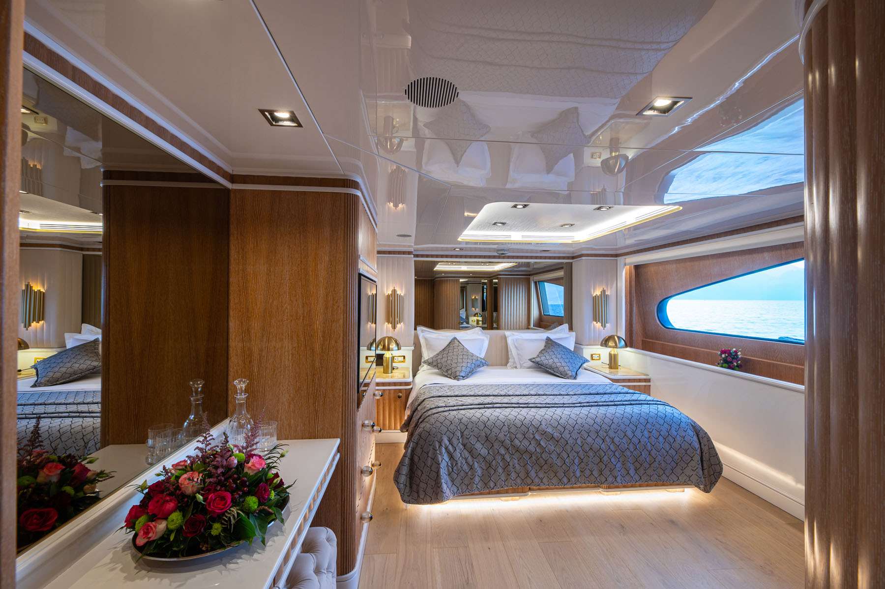 Charter Yacht BARENTS - Benetti 50m - 6 Cabins - Athens - Mykonos - Paros - Cyclades - Aegean - Greece