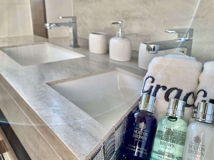 GRACE - VIP en suite bathroom GRACE - VIP en suite bathroom