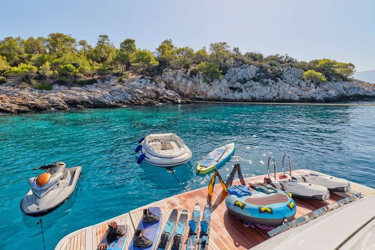 Charter Yacht HAKUNA MATATA - Couach 3700 Fly - 6 Cabins - Athens - Mykonos - Kefalonia