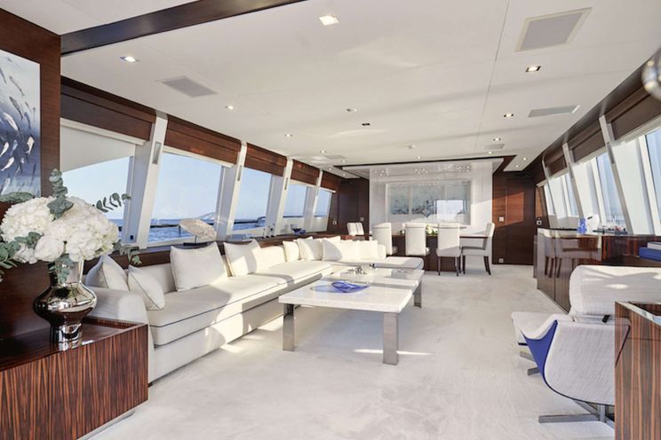 Charter Yacht HAKUNA MATATA - Couach 3700 Fly - 6 Cabins - Athens - Mykonos - Kefalonia