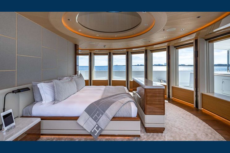 Charter Yacht TOP FIVE II - Hakvoort Custom Build - 6 Cabins - Nassau - Bahamas