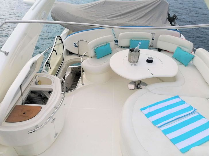 BLUE MED Azimut 70 Sundeck Alfresco Dining BLUE MED Azimut 70 Sundeck Alfresco Dining