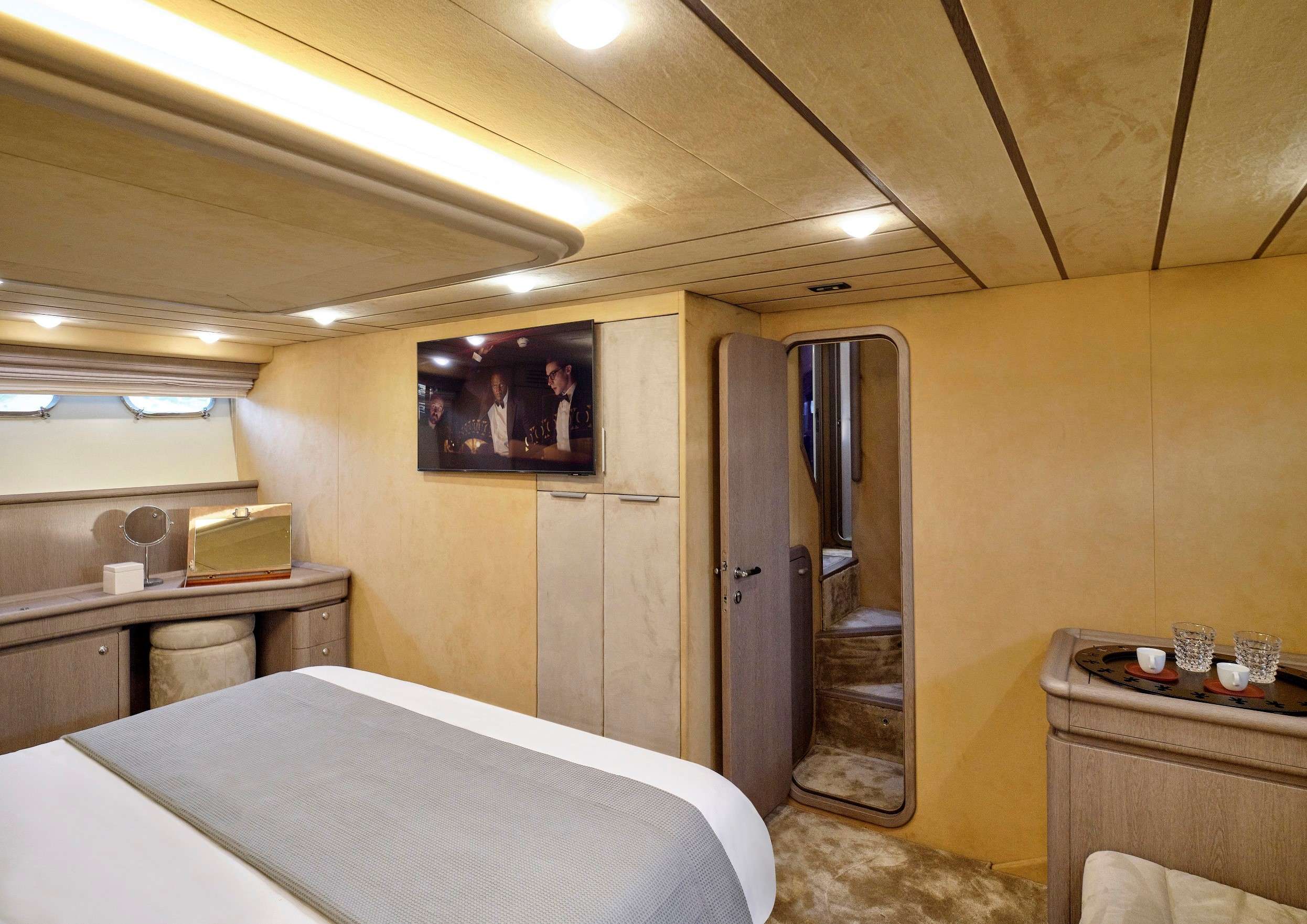 Charter Yacht MIREN - Ferretti 680 - 4 Cabins - Athens - Mykonos - Paros - Cyclades - Aegean - Greece