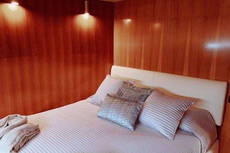 Charter Yacht LUCY PINK - Falcon 108 - 5 Cabins - Mykonos - Greece