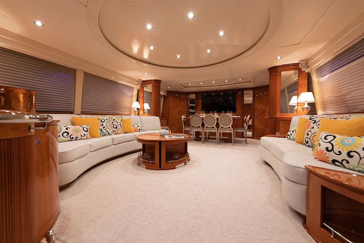 Charter Yacht ENDLESS SUN - 5 cabins - Newport - Bahamas - Florida