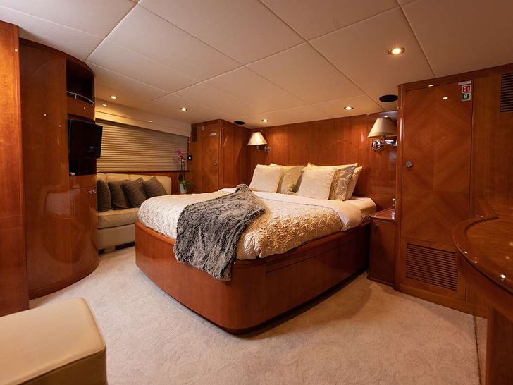 ENDLESS SUN - Azimut 100,master cabin ENDLESS SUN - Azimut 100,master cabin