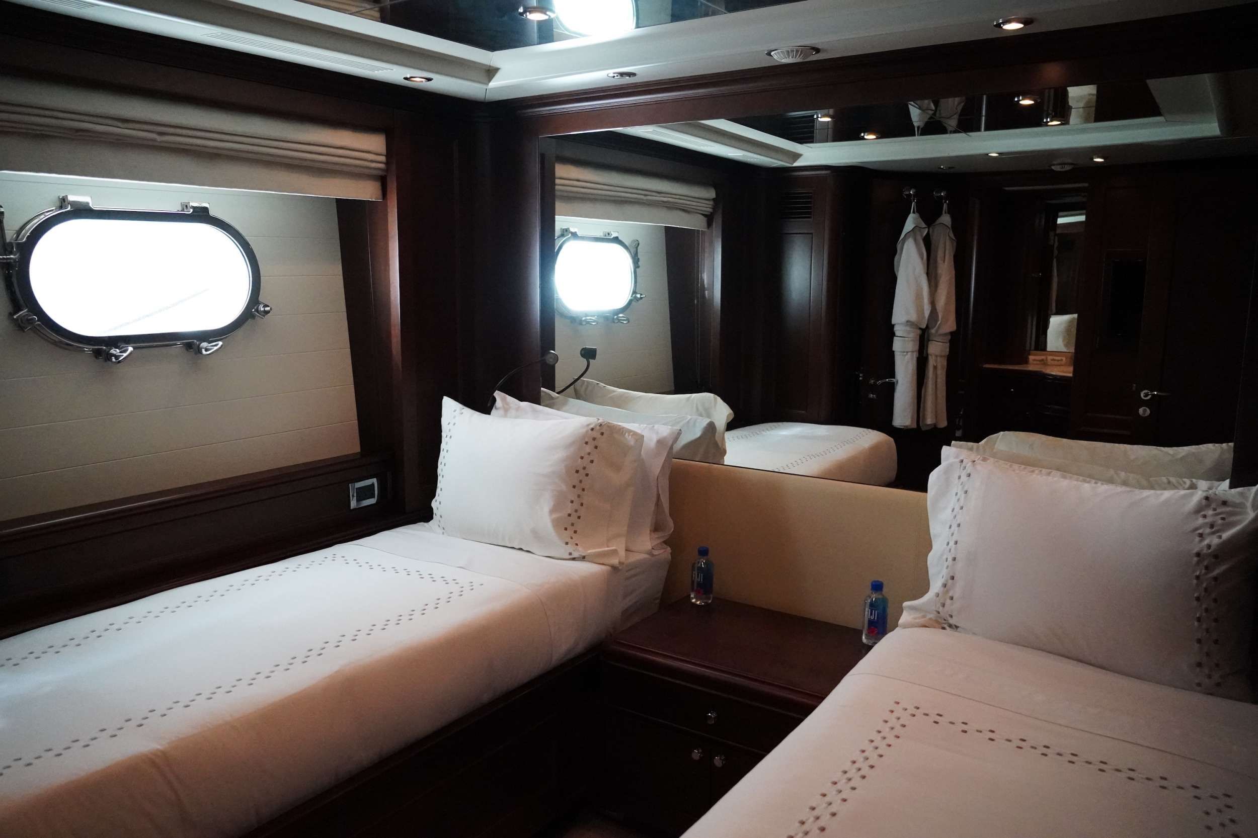 PAPAITO - Lower Deck Twin Stateroom