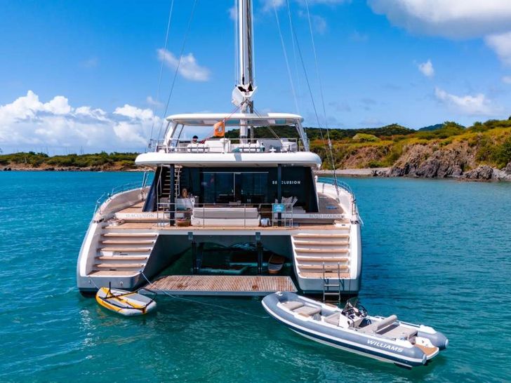 SEACLUSION Sunreef 80 - aft shot SEACLUSION Sunreef 80 - aft shot