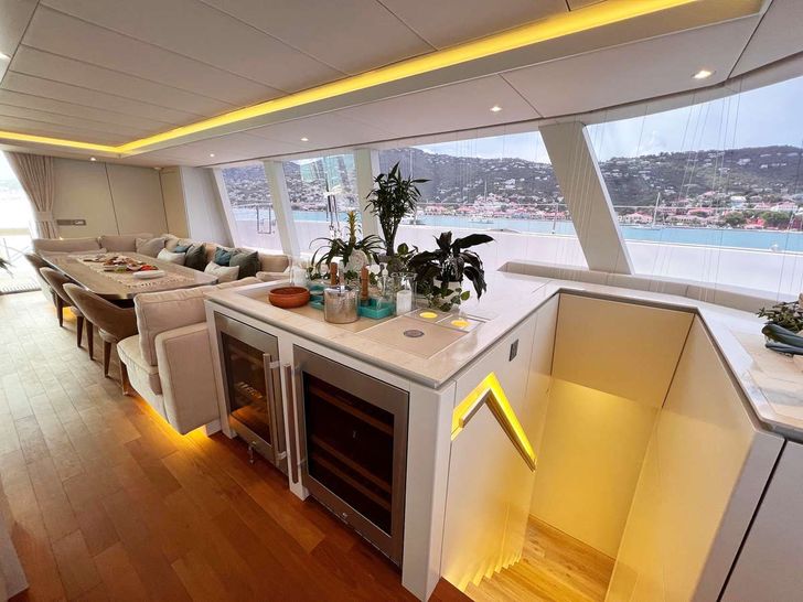 SEACLUSION Sunreef 80 - galley SEACLUSION Sunreef 80 - galley