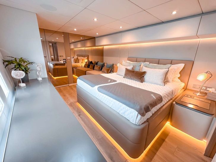 SEACLUSION Sunreef 80 - master cabin SEACLUSION Sunreef 80 - master cabin