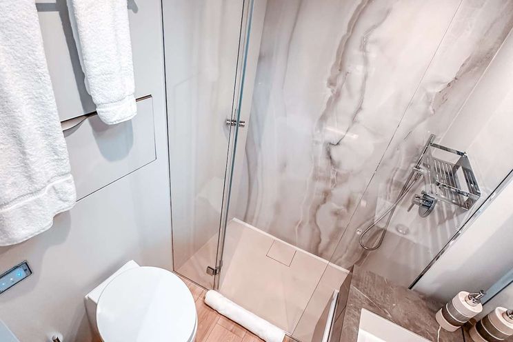 Charter Yacht SEACLUSION - Sunreef 80 - 4 Cabins - Grenada - St Vincent - Windwards - Caribbean