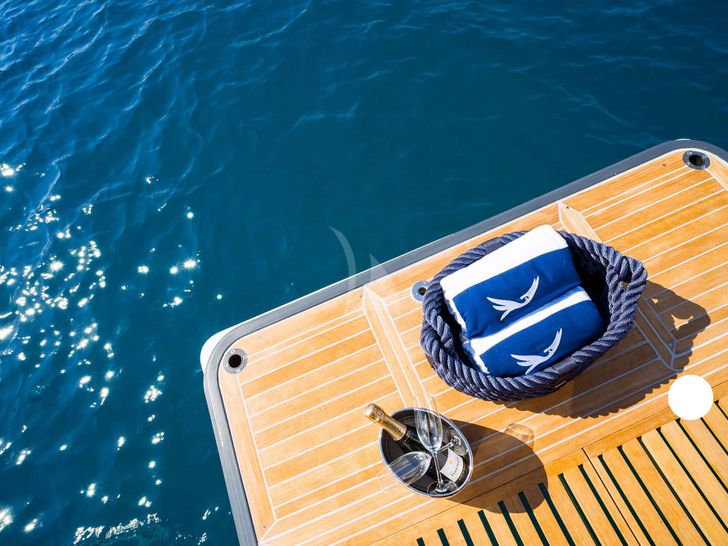 MARIAH PRINCESS III Lagoon Seventy 7 - swim platform MARIAH PRINCESS III Lagoon Seventy 7 - swim platform