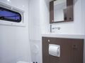 YEMAYA Bali 4.8 - cabin bathroom YEMAYA Bali 4.8 - cabin bathroom