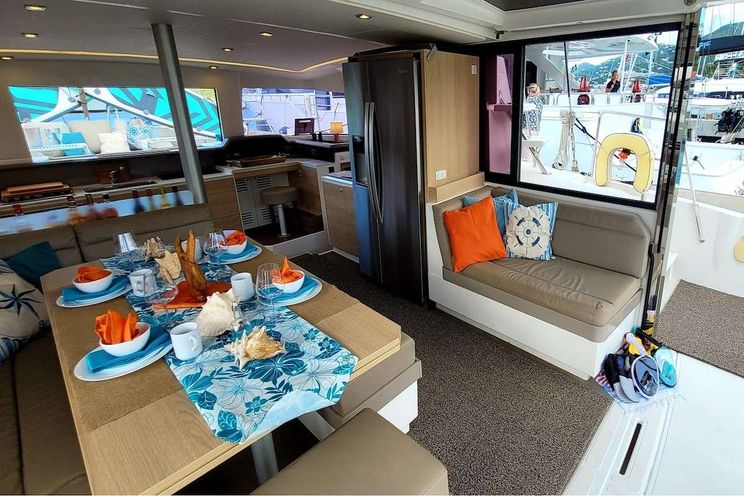Charter Yacht ROMPECABEZA - Bali 4.3 - 2 Cabins - St Thomas - St John - St Croix