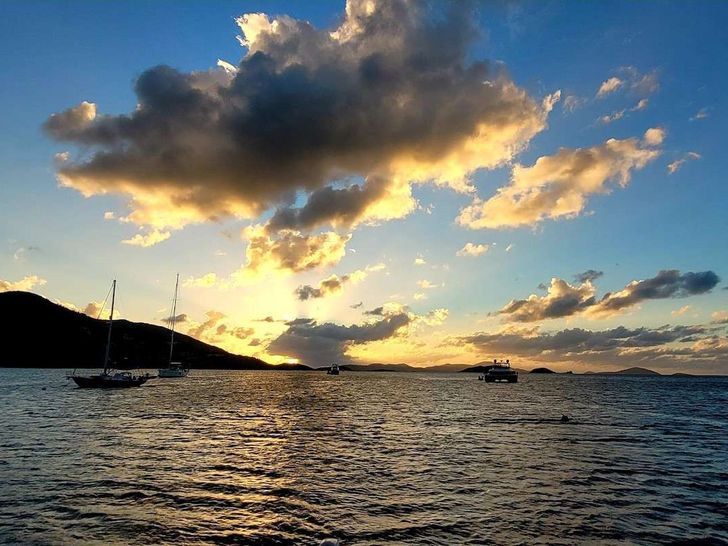 ROMPECABEZA - Exterior ROMPECABEZA - Exterior