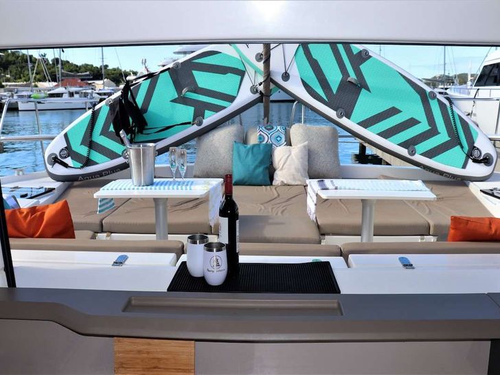 ROMPECABEZA - Foredeck ROMPECABEZA - Foredeck