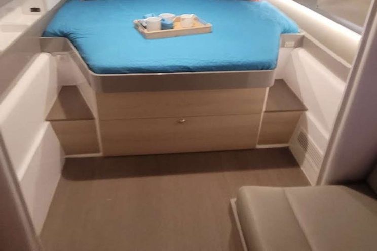 Charter Yacht ROMPECABEZA - Bali 4.3 - 2 Cabins - St Thomas - St John - St Croix