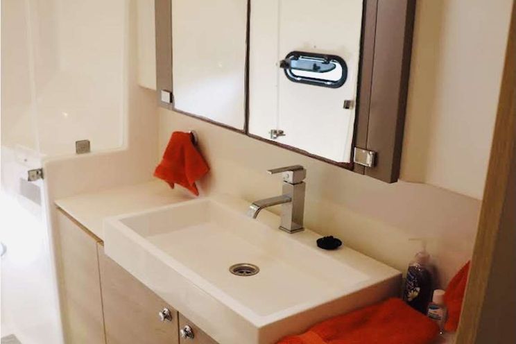 Charter Yacht ROMPECABEZA - Bali 4.3 - 2 Cabins - St Thomas - St John - St Croix