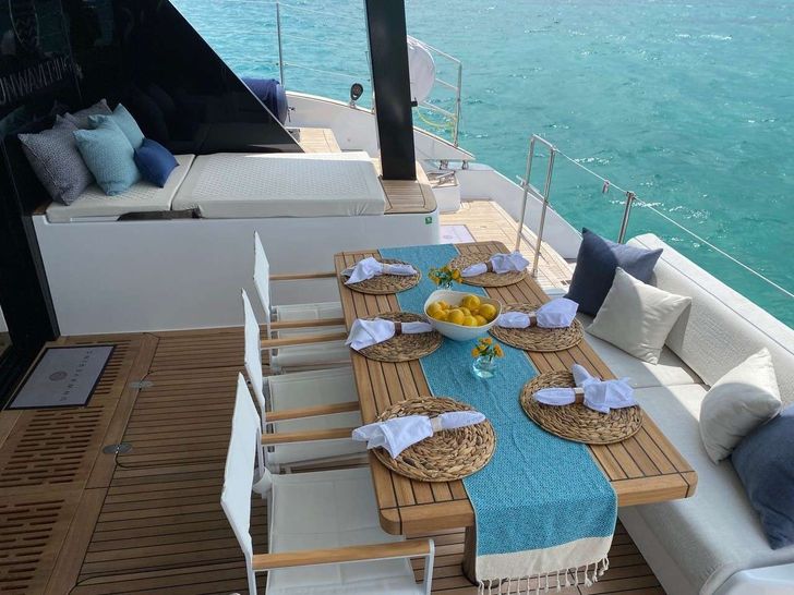 UNWAVERING Sunreef 50 - aft deck UNWAVERING Sunreef 50 - aft deck