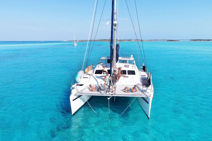 Charter Yacht TAHINA - St. Francis 50 - 3 Cabins - Nassau - Staniel Cay - Exumas