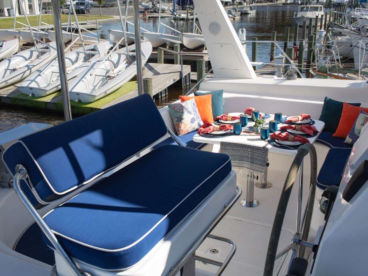 TAHINA St. Francis 50 - aft deck TAHINA St. Francis 50 - aft deck