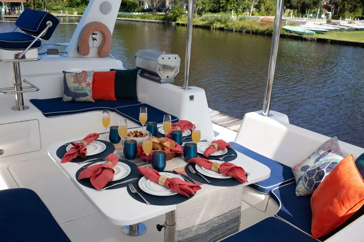 Charter Yacht TAHINA - St. Francis 50 - 3 Cabins - Nassau - Exumas - Staniel Cay - Bahamas