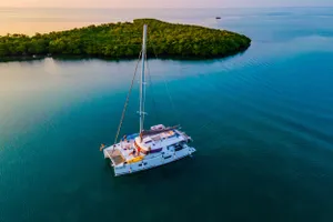 DISCOVER - Fountaine Pajot Saba 50 - 5 Cabins - San Pedro - Drowned Cayes - Goff's Caye - St. George`s Caye - Belize DISCOVER - Fountaine Pajot Saba 50 - 5 Cabins - San Pedro - Drowned Cayes - Goff's Caye - St. George`s Caye - Belize