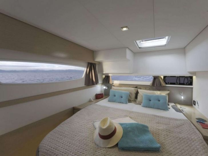 DISCOVER Fountaine Pajot Saba 50 - master cabin DISCOVER Fountaine Pajot Saba 50 - master cabin