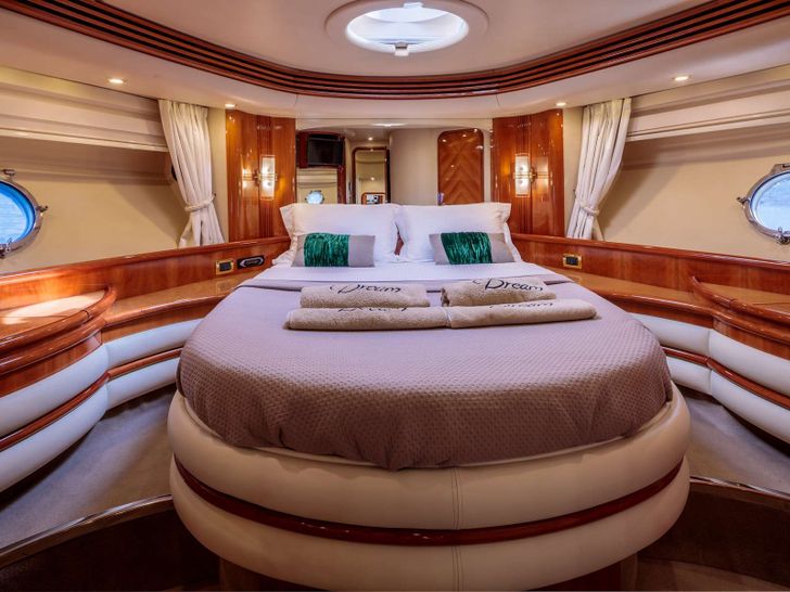 DREAM - VIP Cabin DREAM - VIP Cabin