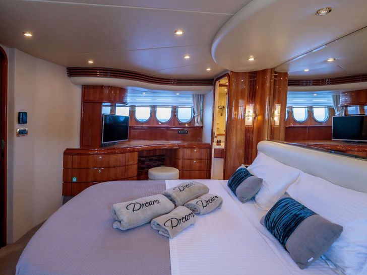 DREAM - Master Cabin DREAM - Master Cabin