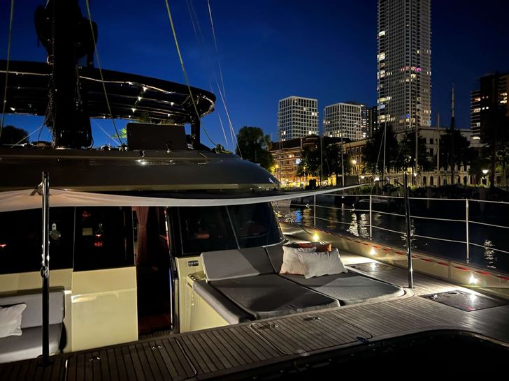 YGO. - Foredeck at night YGO. - Foredeck at night