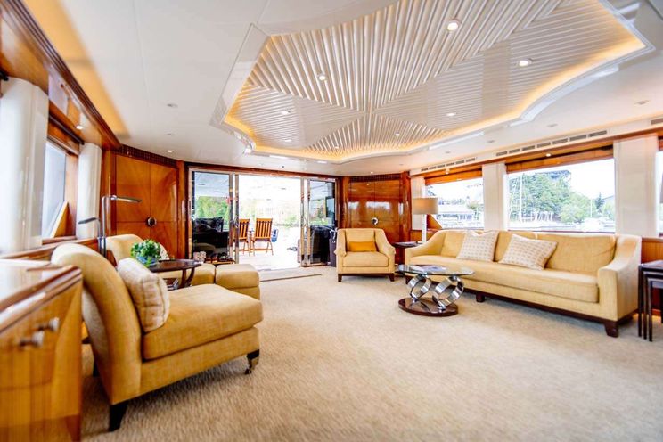 Charter Yacht SUMMERTIME II - Hatteras 116 - 4 Cabins - Nassau - Staniel Cay - Exumas
