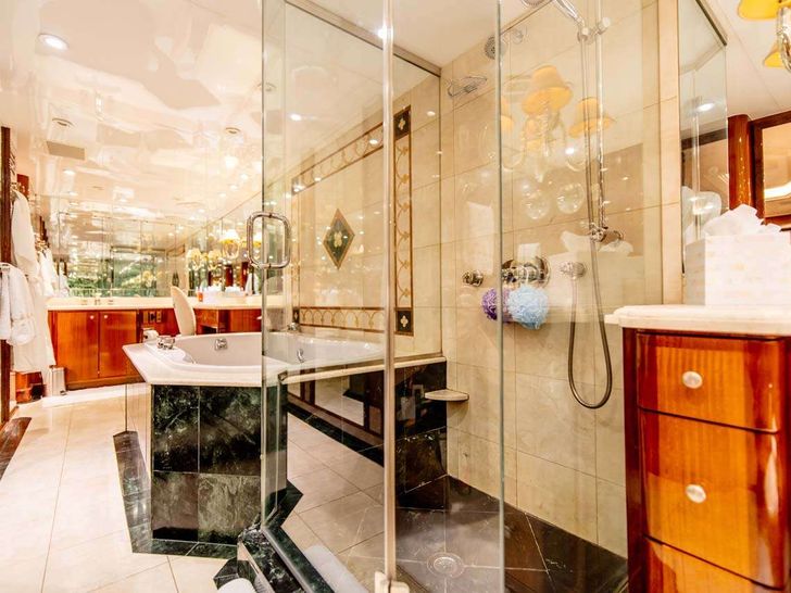 SUMMERTIME II - Owner's En Suite SUMMERTIME II - Owner's En Suite