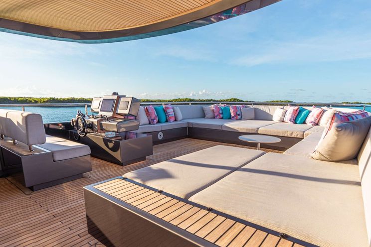 Charter Yacht VIVACE - Alpha Spritz 102 - 5 Cabins - Nassau - Staniel Cay - Exumas