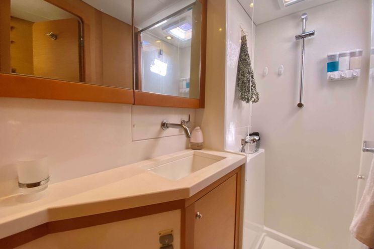 Charter Yacht KNOT 5280 - Lagoon 450F - 3 Cabins - Tortola - Anegada - Virgin Gorda - BVI - Caribbean