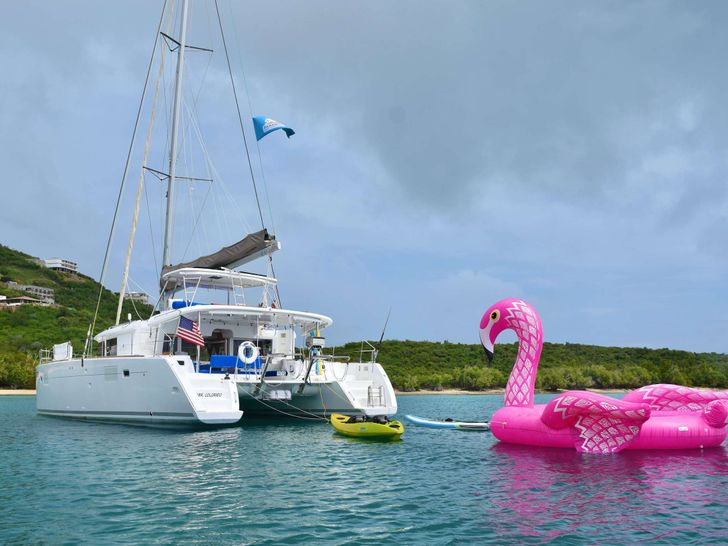 KNOT 5280 Lagoon 450F - aft shot with the water toys KNOT 5280 Lagoon 450F - aft shot with the water toys