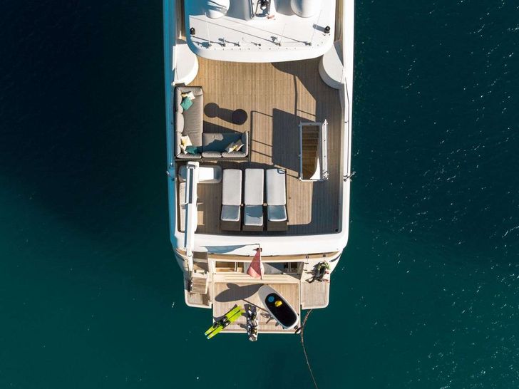 FRIEND'S BOAT Ferretti Customline Navetta 86 Sundeck Aerial View