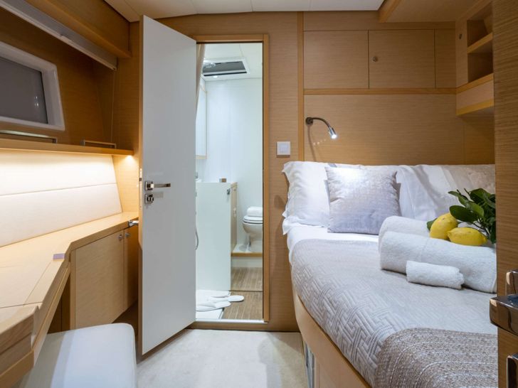 BLUE DESTINY - Lagoon 620,central-left cabin BLUE DESTINY - Lagoon 620,central-left cabin