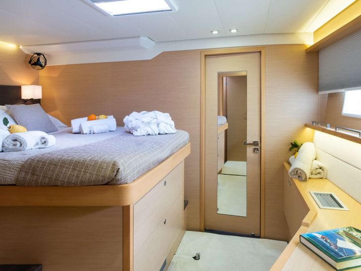 BLUE DESTINY - Lagoon 620,bow-right cabin BLUE DESTINY - Lagoon 620,bow-right cabin