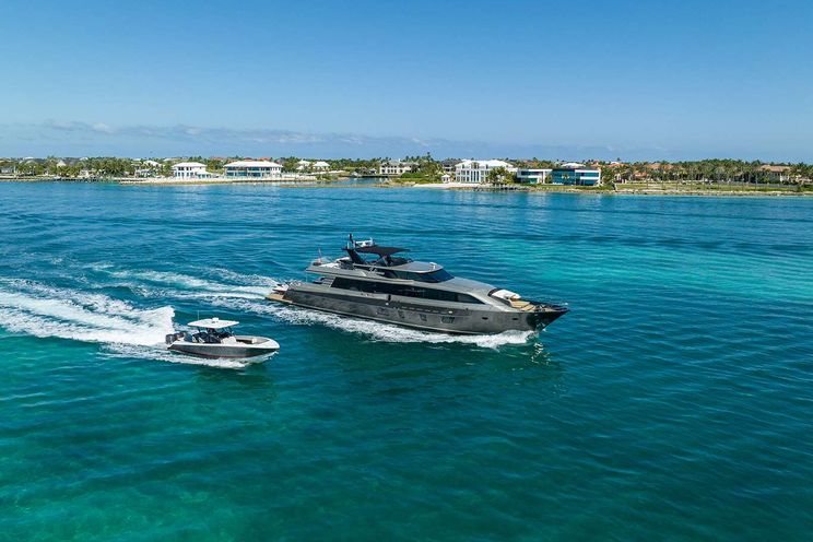 Charter Yacht JULIANNE - Crescent 110 - 4 Cabins - Nassau - Exumas - Bahamas