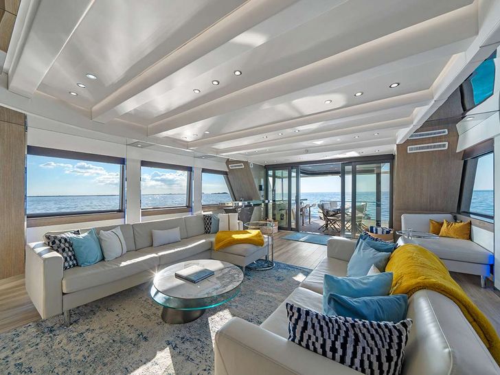 JULIANNE - Crescent 110,main saloon JULIANNE - Crescent 110,main saloon