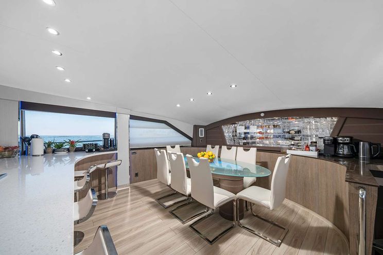 Charter Yacht JULIANNE - Crescent 110 - 4 Cabins - Nassau - Exumas - Bahamas