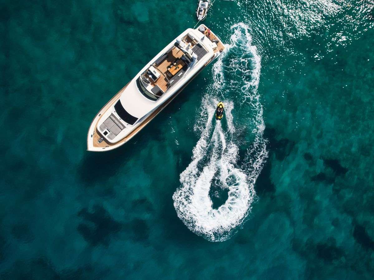 Charter Yacht MIRAVAL - Canados 86 - 4 Cabins - Athens - Mykonos - Paros - Cyclades - Saronic Islands - Greece