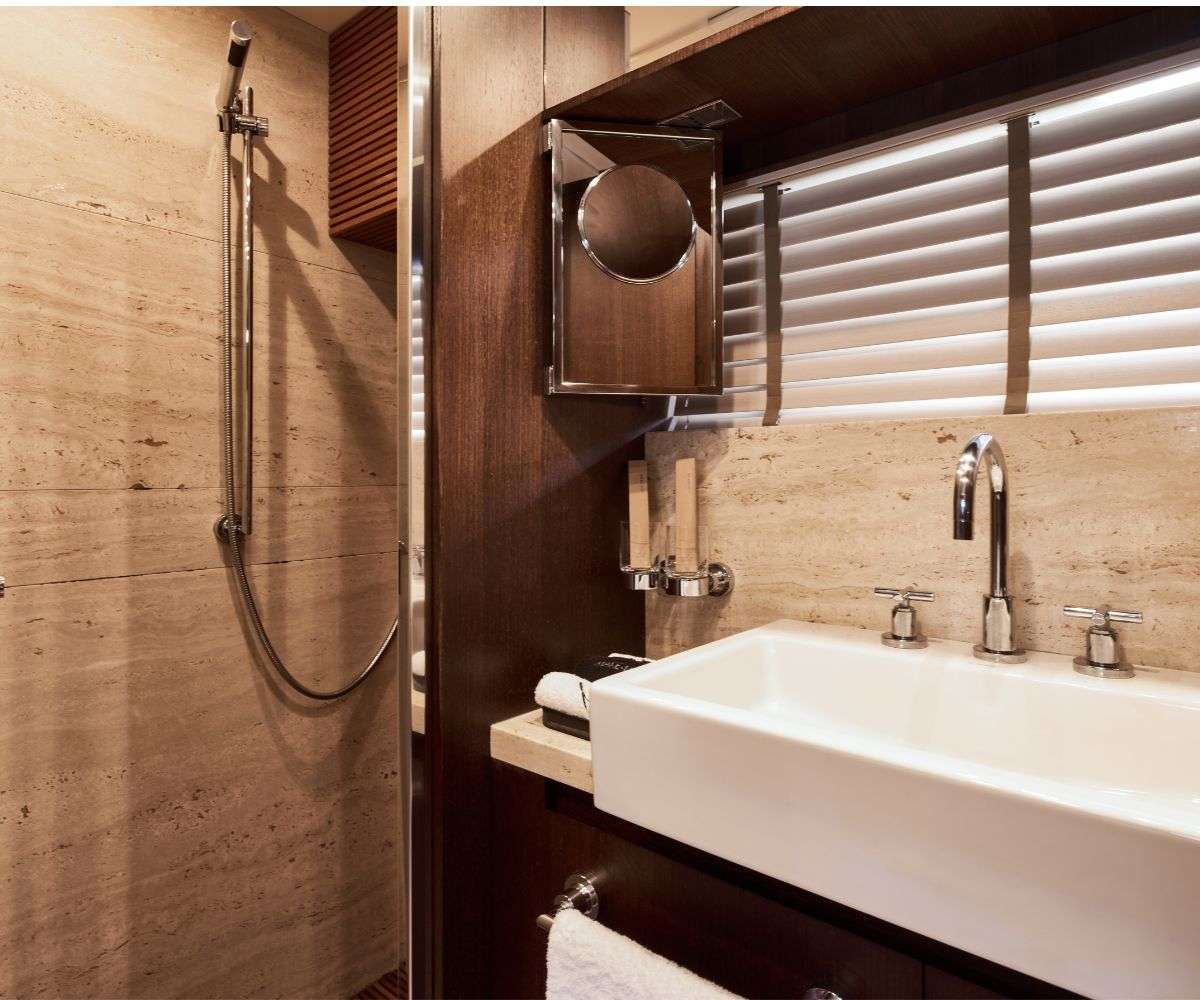 Charter Yacht MIRAVAL - Canados 86 - 4 Cabins - Athens - Mykonos - Paros - Cyclades - Saronic Islands - Greece